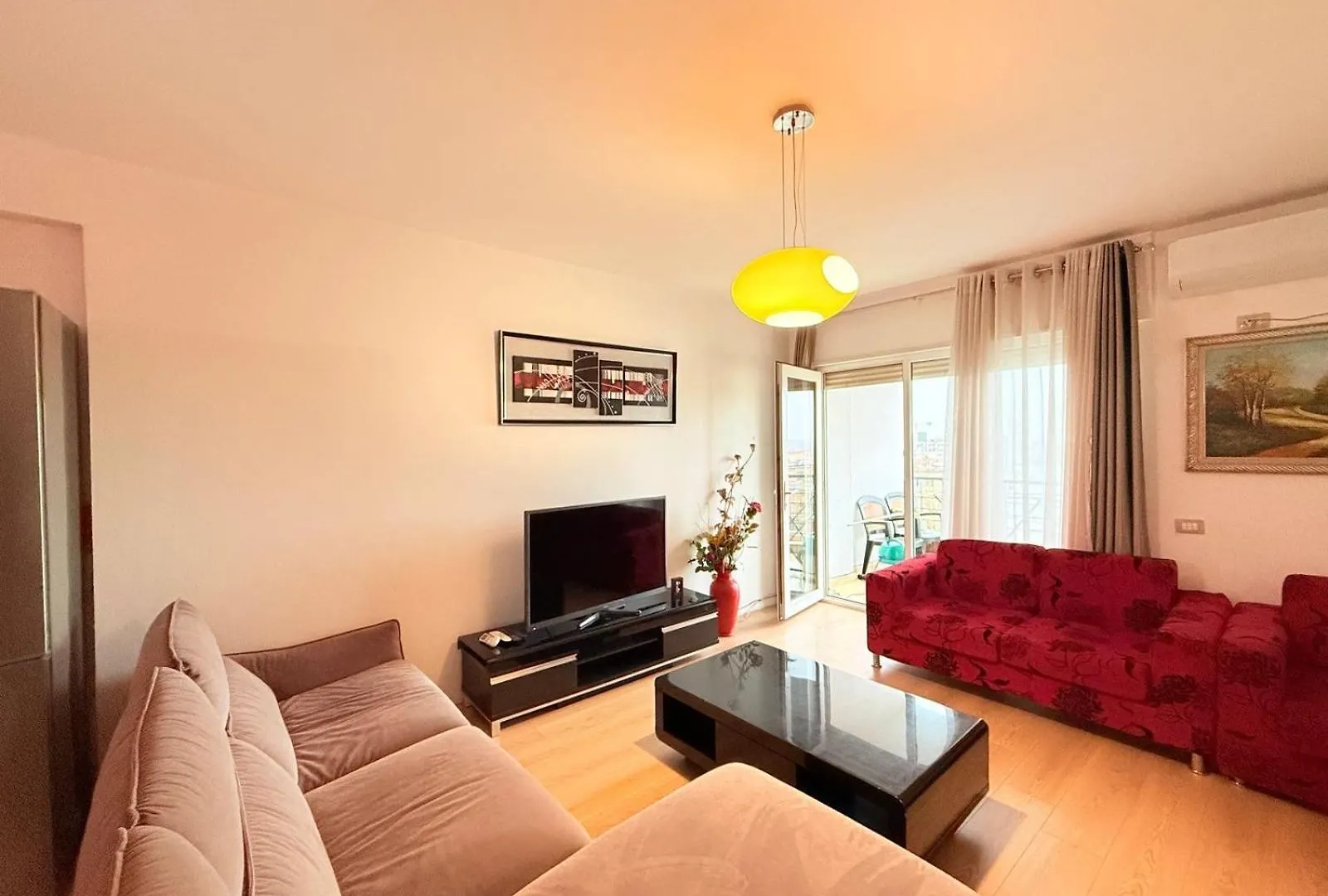 City Center Luxury Apartment contacts